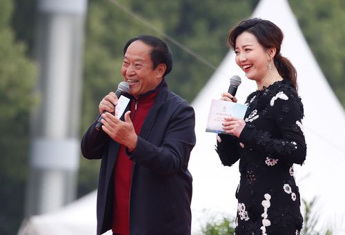 中国文联文艺志愿服务团"送欢乐下基层"慰问演出走进铜陵
